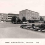 Black and white photo of the Traralgon Hospital in 1988