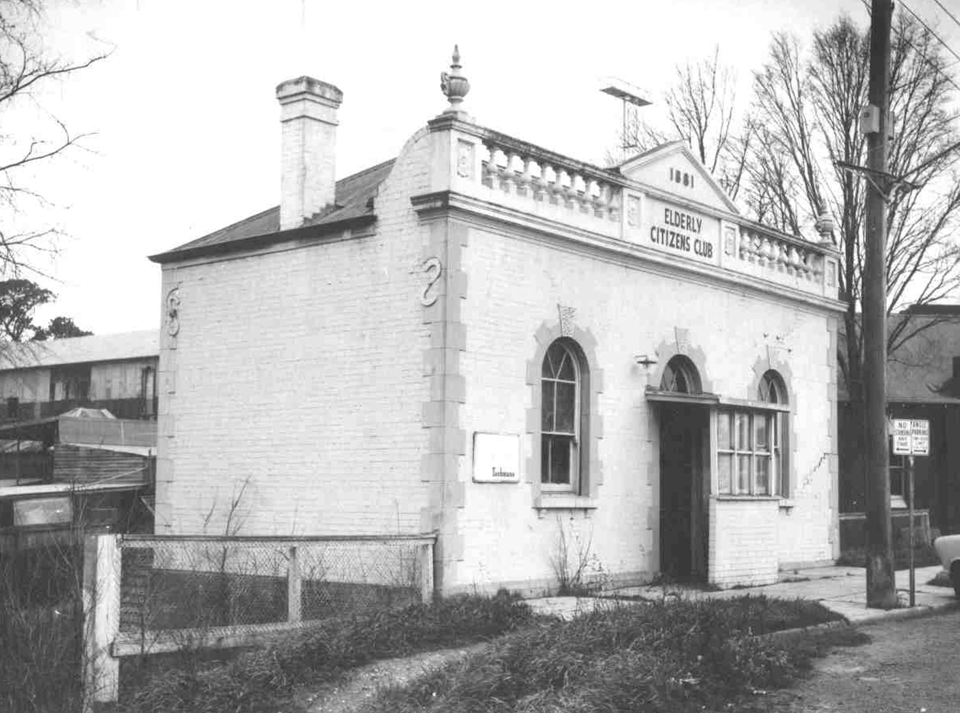 Historic photo of the original Elderly Citizens clubrooms in Traralgon, a small brick buliding built in 1881